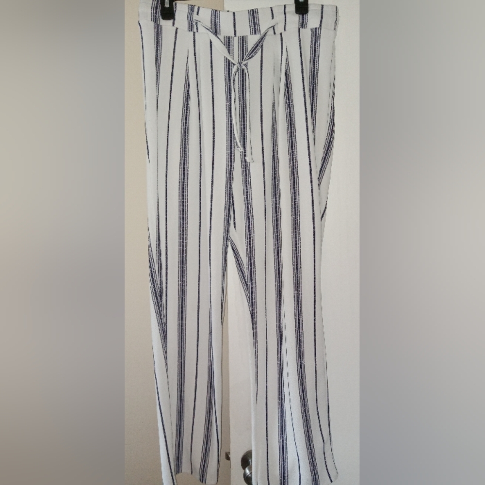 Women blue and white stripe dress pants